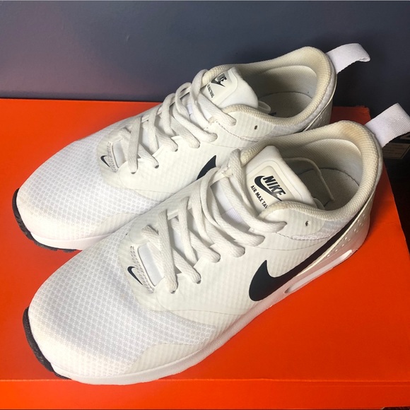 Nike Air Max Tavas - Picture 4 of 5